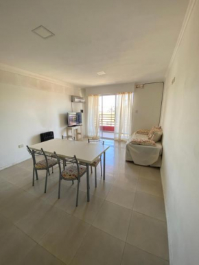Departamento céntrico con cochera, tarifa en USD